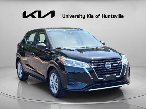 Used 2024 Nissan Kicks S FWD image 1