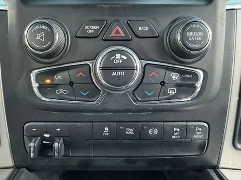 Used 2017 RAM 2500 Big Horn image 33