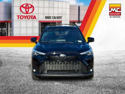 Certified 2025 Toyota Corolla Cross AWD Hybrid w/ Convenience Package image 8