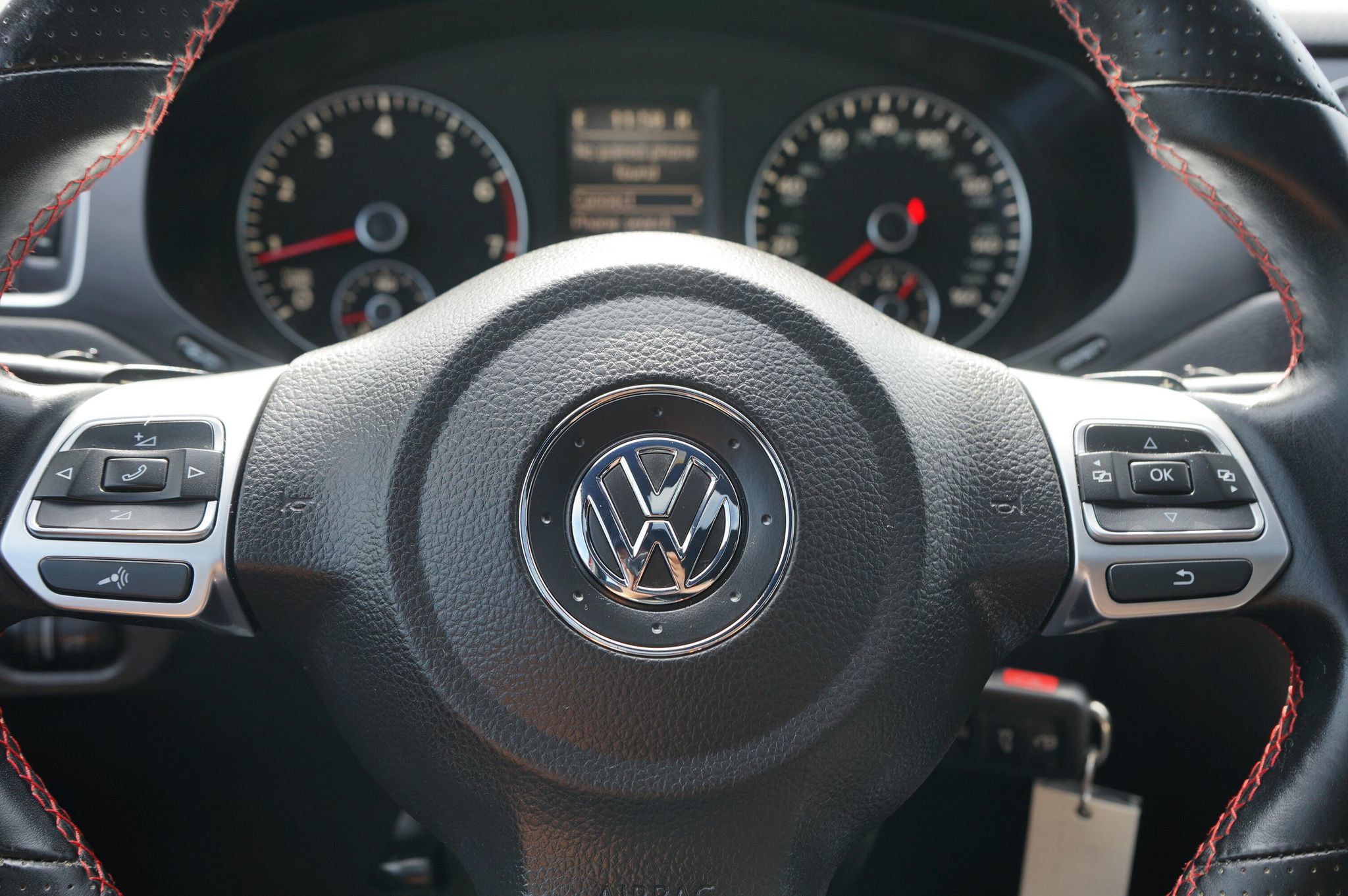 Used 2012 Volkswagen Jetta GLI FWD image 19