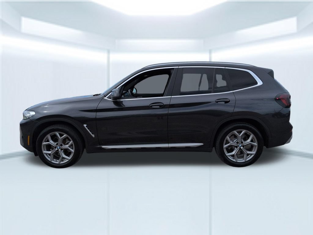 Used 2024 BMW X3 xDrive30i AWD/4WD image 2