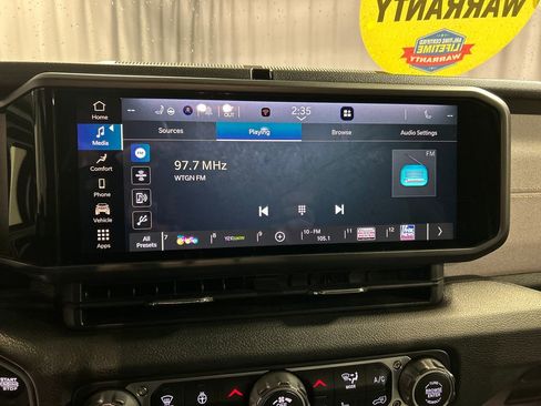 Used 2025 Jeep Wrangler Unlimited Sport S 4xe image 17