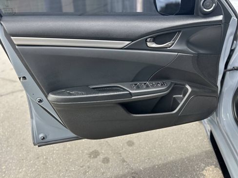 Used 2021 Honda Civic Sport image 8