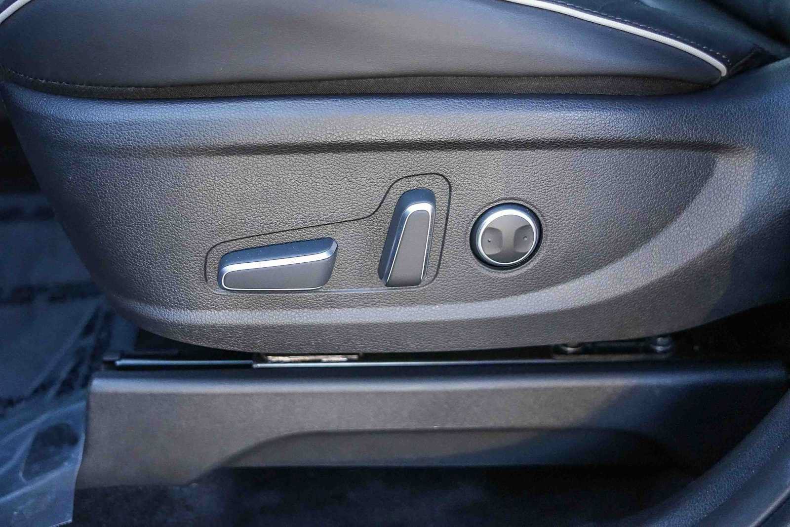 Certified 2025 Hyundai Palisade XRT FWD image 22
