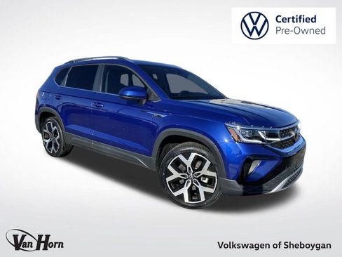 Certified 2022 Volkswagen Taos SEL image 1