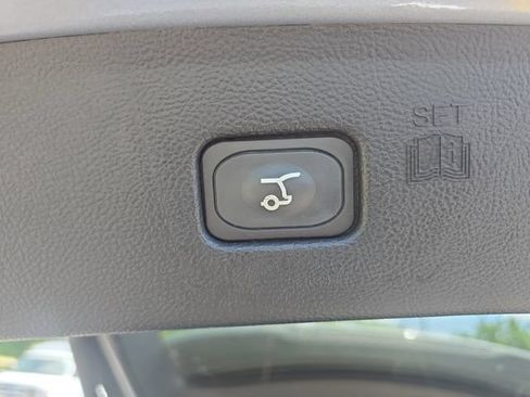 Certified 2023 Ford Edge ST-Line AWD/4WD image 9