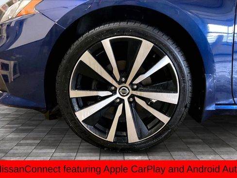 Used 2019 Nissan Altima 2.5 SR w/ SR Premium Package image 17