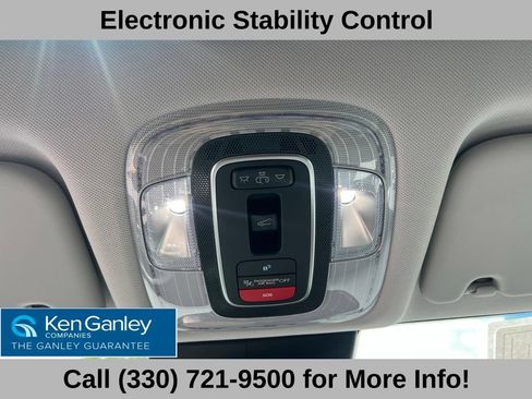 Used 2025 Hyundai Kona Limited AWD/4WD image 39