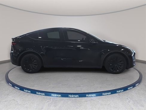 Used 2023 Tesla Model Y Long Range image 5