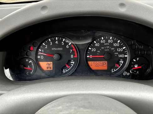 Used 2015 Nissan Frontier SV w/ SV Value Truck Package AWD/4WD image 12