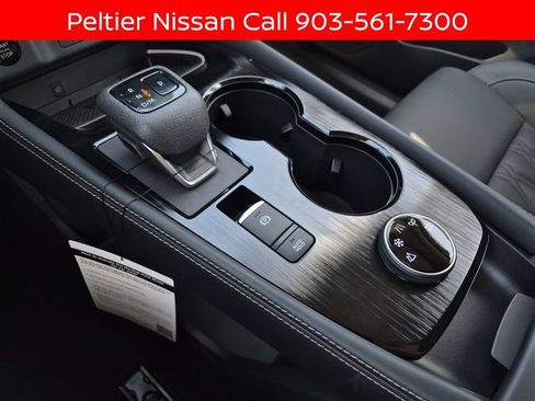 New 2026 Nissan Rogue Platinum w/ Platinum Premium Package AWD/4WD image 24