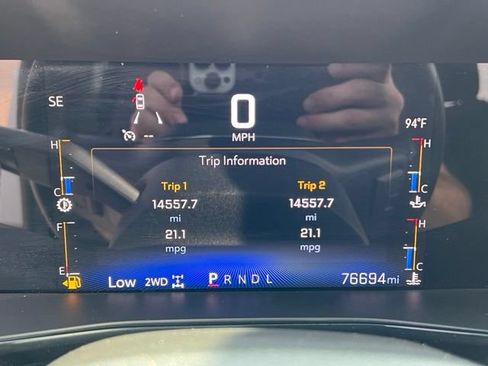 Used 2023 Chevrolet Colorado LT w/ LT Convenience Package II AWD/4WD image 27