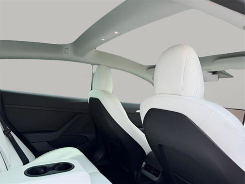 Used 2022 Tesla Model 3 Performance AWD/4WD image 28