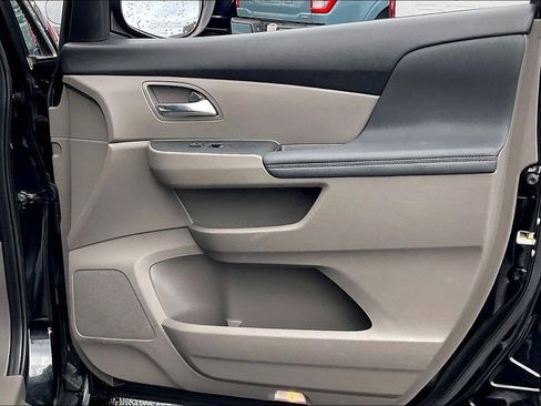 Used 2015 Honda Odyssey EX-L image 23