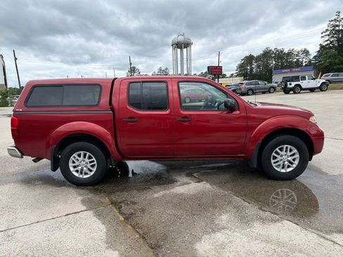 Used 2018 Nissan Frontier SV w/ Value Truck Package AWD/4WD image 5