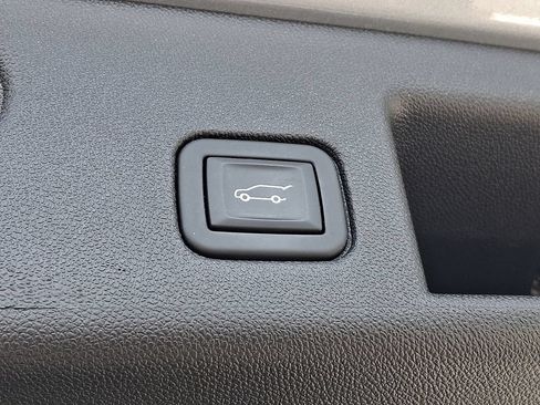 Certified 2024 Chevrolet Equinox LT FWD image 31