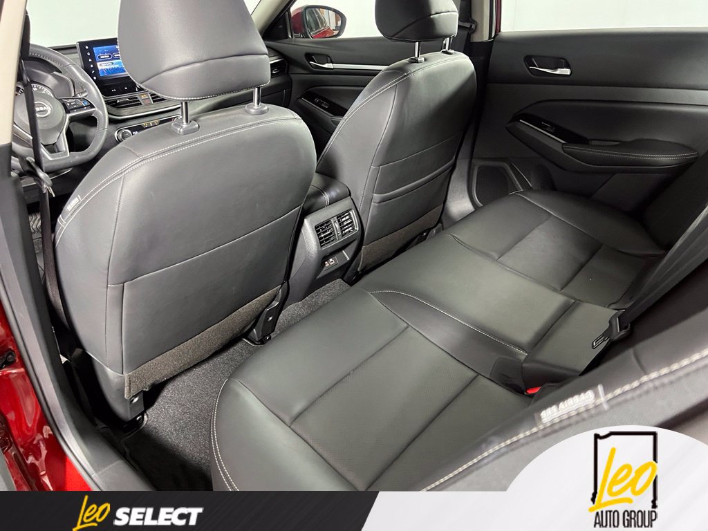Used 2024 Nissan Altima 2.5 SL AWD/4WD image 19