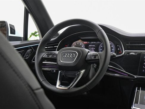 Used 2025 Audi Q7 2.0T Premium Plus w/ Premium Plus Package image 18