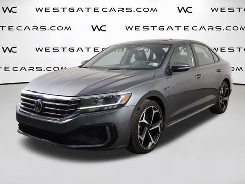 Used 2022 Volkswagen Passat 2.0T R-Line FWD image 1