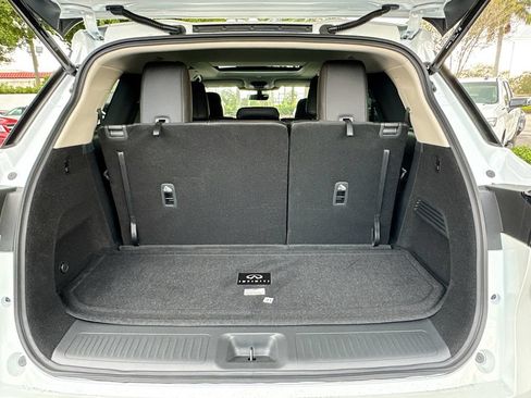 Certified 2026 INFINITI QX60 Luxe w/ Cargo Package FWD image 29