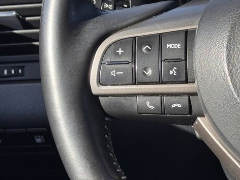 Used 2019 Lexus RX 450hL Premium image 23