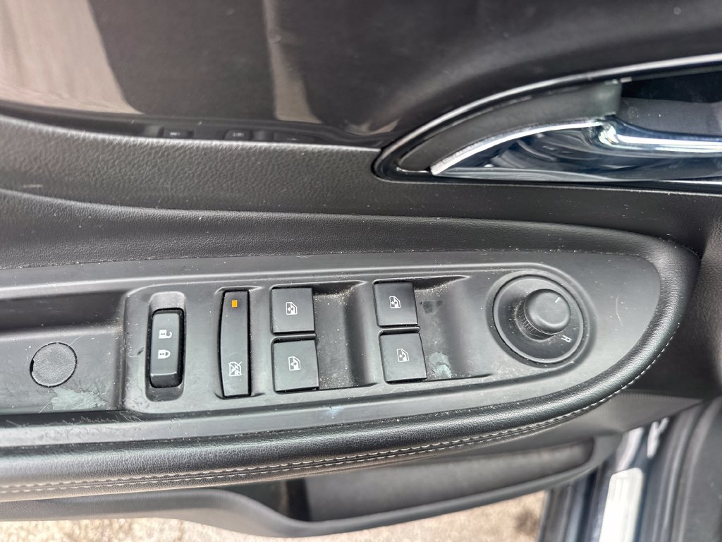 Used 2018 Buick Encore Preferred FWD image 13