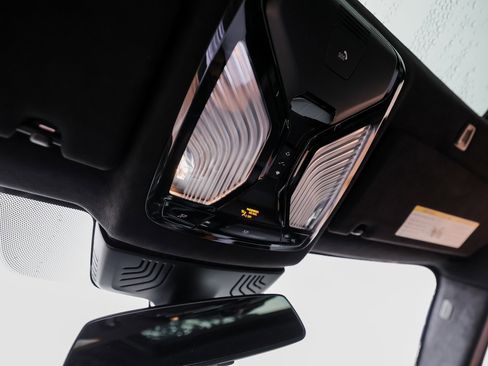 Used 2021 BMW M5 w/ Competition Package image 21