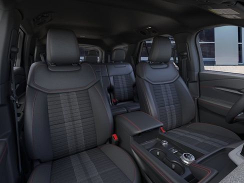 New 2026 Ford Explorer ST-Line w/ ST-Line Street Pack AWD/4WD image 10