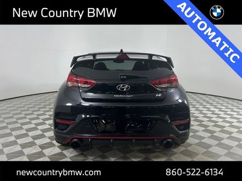 Used 2022 Hyundai Veloster N image 6