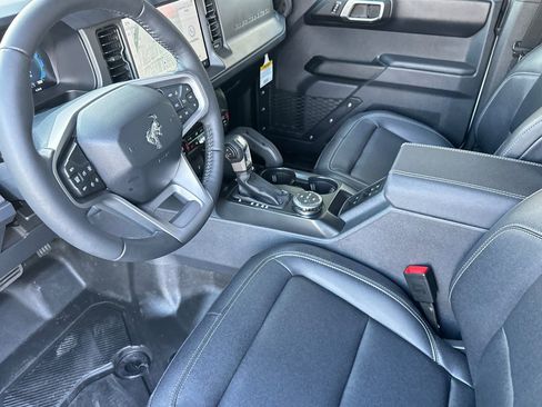 New 2025 Ford Bronco Badlands w/ Sasquatch Package image 10