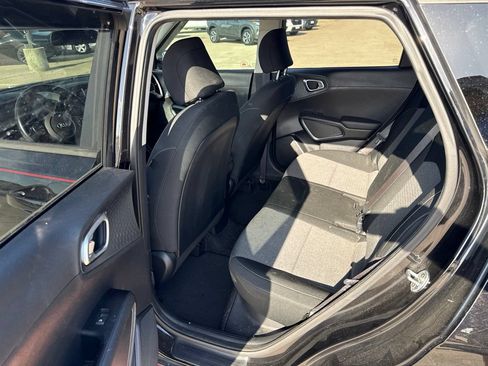 Used 2021 Kia Soul GT-Line FWD image 6