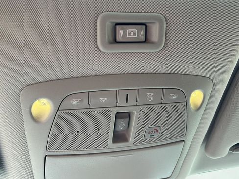 Used 2020 Nissan Pathfinder Platinum AWD/4WD image 21