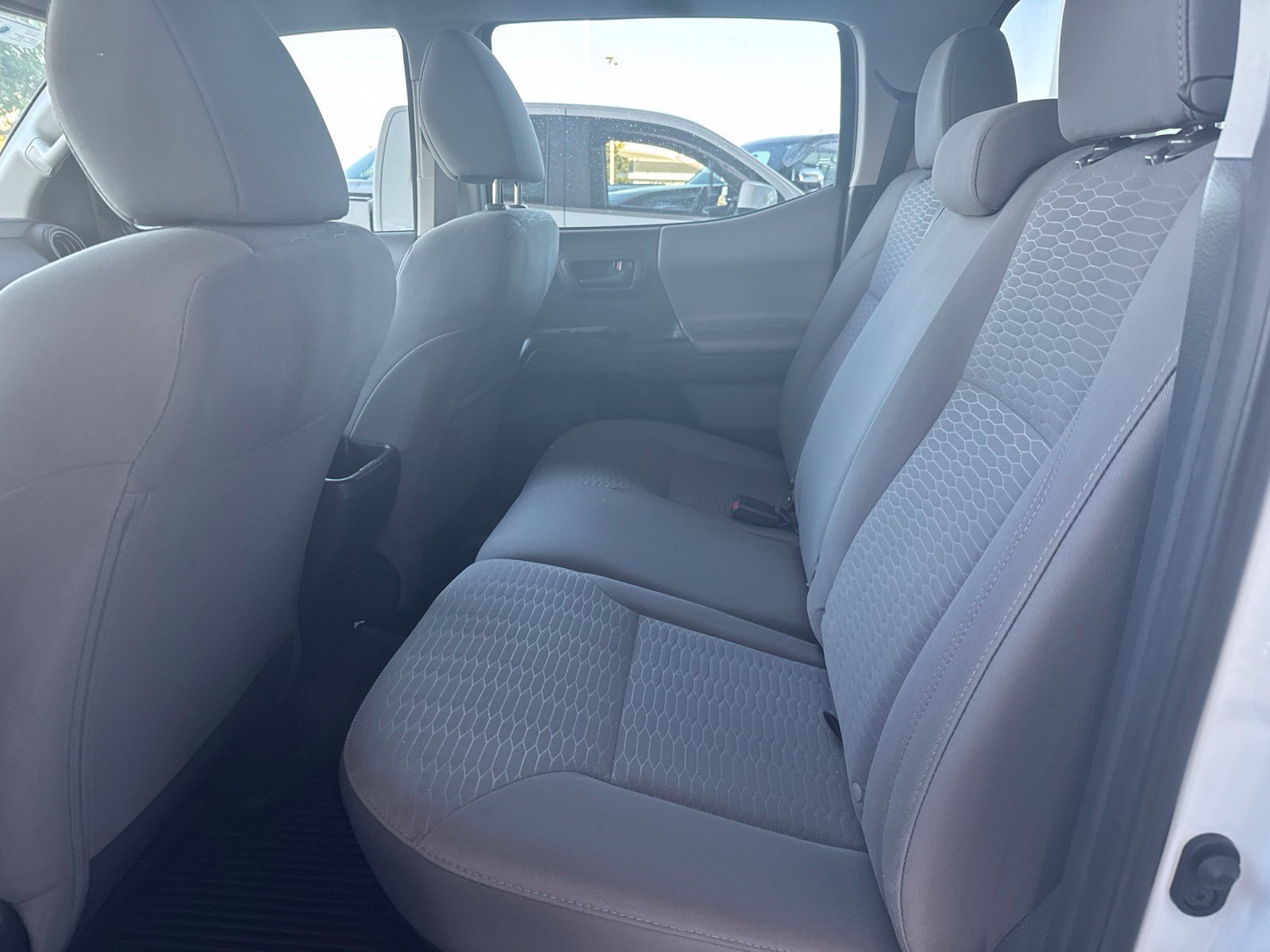 Used 2018 Toyota Tacoma SR w/ SR Convenience Package RWD image 13