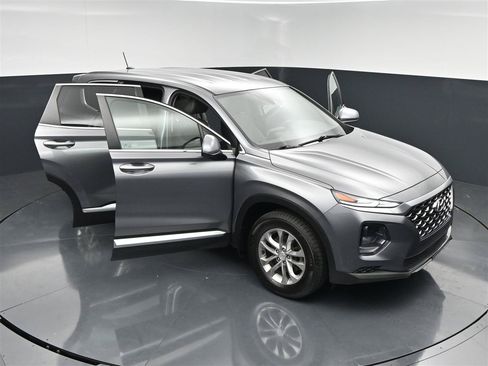 Used 2020 Hyundai Santa Fe SE AWD/4WD image 35