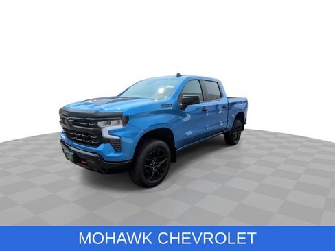 Certified 2025 Chevrolet Silverado 1500 LT Trail Boss w/ Convenience Package II AWD/4WD image 4