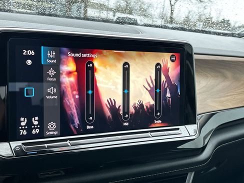 Used 2024 Volkswagen Atlas SE image 19