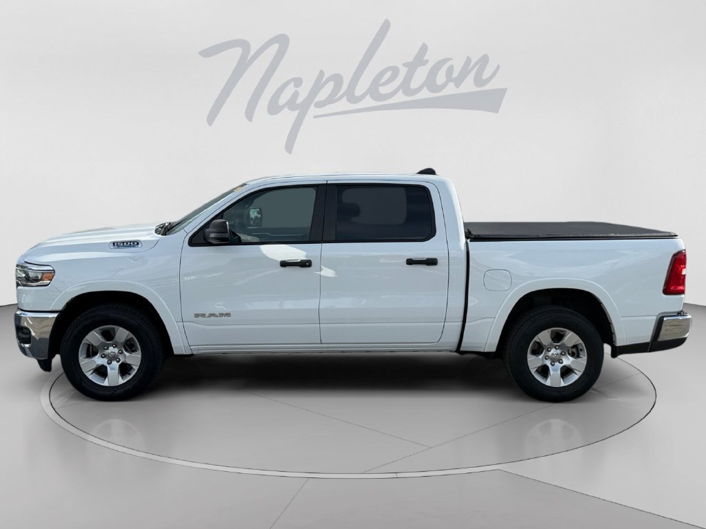 Used 2025 RAM 1500 Big Horn AWD/4WD image 2