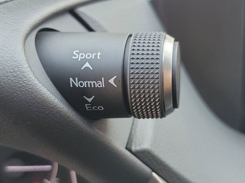 Used 2020 Lexus ES 300h image 7