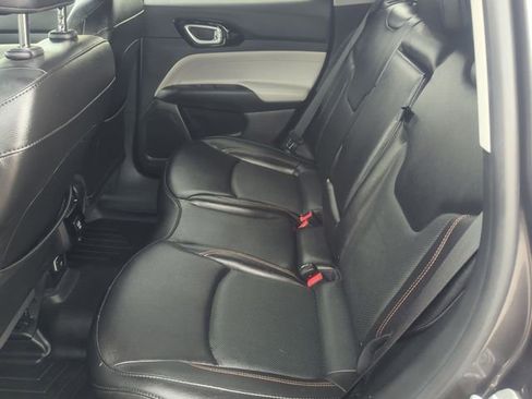 Used 2022 Jeep Compass Limited AWD/4WD image 21