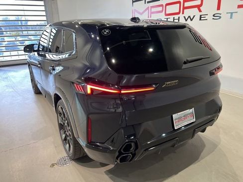 Used 2023 BMW XM image 8