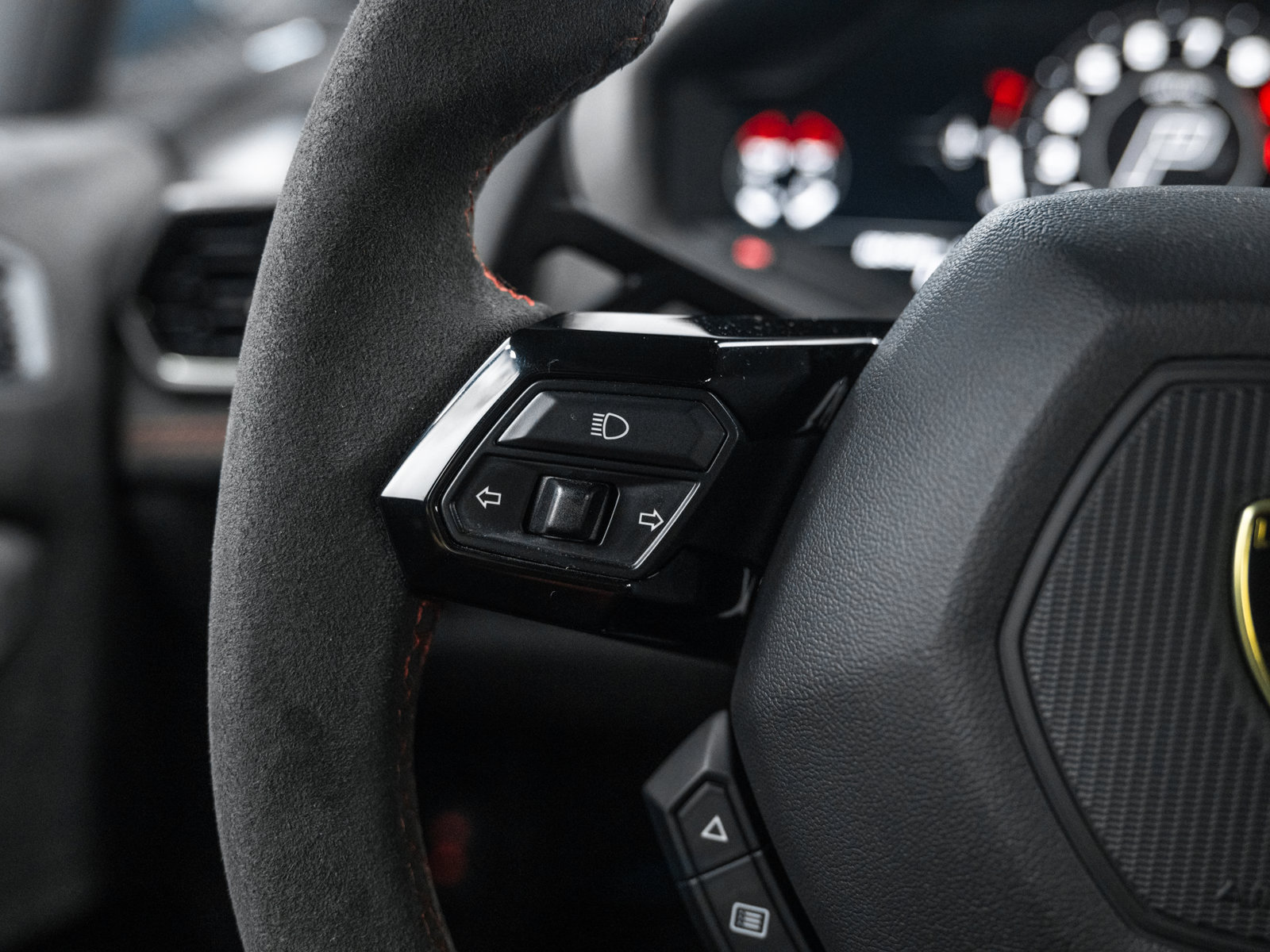 Used 2023 Lamborghini Huracan Sterrato AWD/4WD image 46