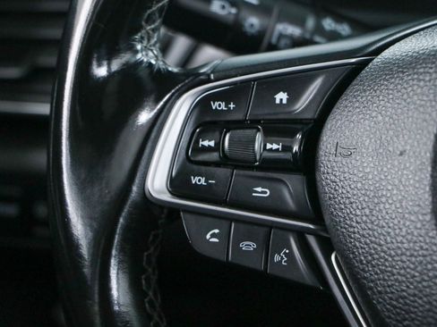 Used 2018 Honda Accord EX-L image 10