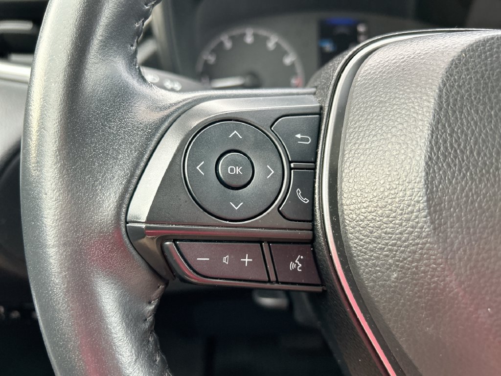 Used 2024 Toyota Corolla Cross LE FWD image 15