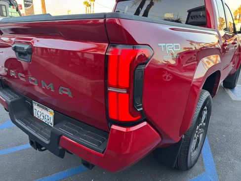 Used 2024 Toyota Tacoma Limited image 11