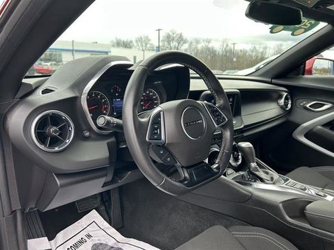 Certified 2021 Chevrolet Camaro LT image 30