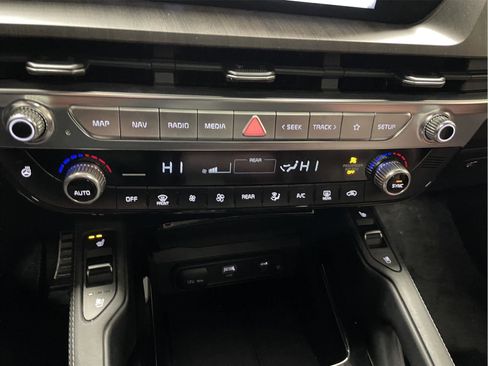 Used 2023 Kia Telluride SX image 29