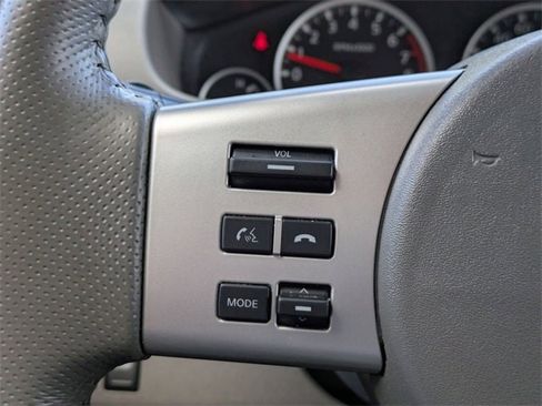 Used 2019 Nissan Frontier SL image 26