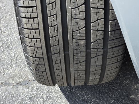 New 2026 Volvo XC90 B6 Ultra image 13