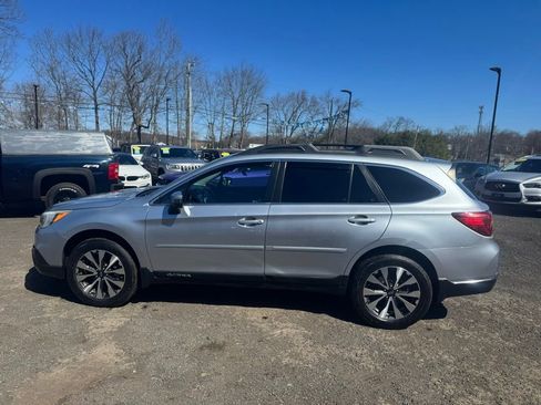 Used 2016 Subaru Outback 2.5i Limited image 10