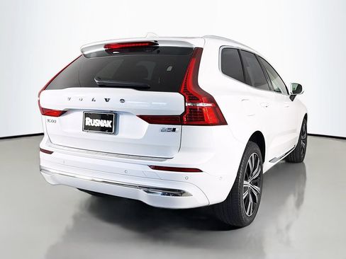 Used 2023 Volvo XC60 B5 Plus AWD/4WD image 7